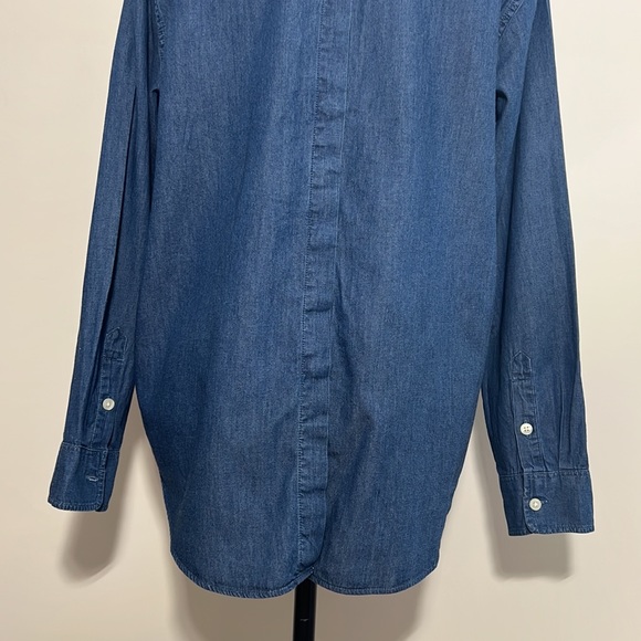 LEVI || Boyfriend Fit Chambray Shirt. Sz. L - Picture 8 of 11